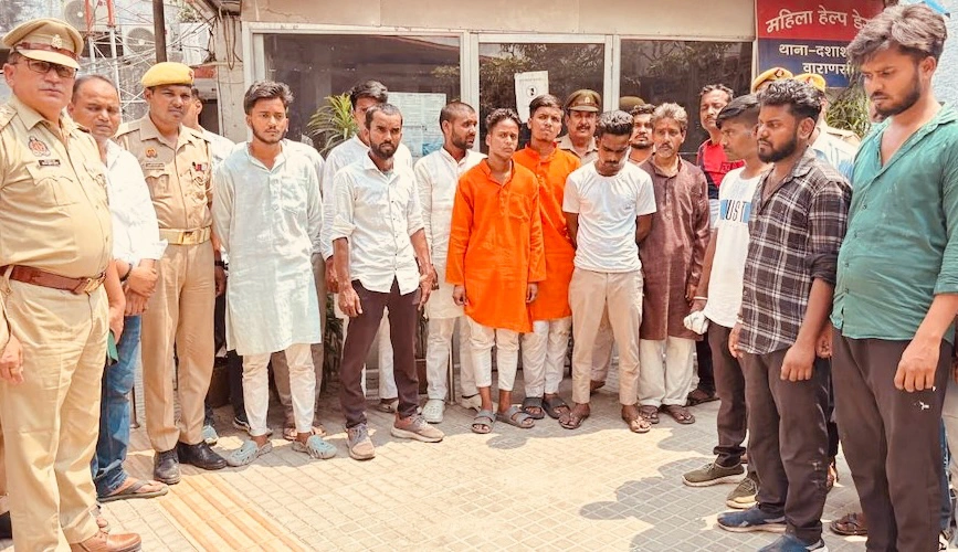 Hindi News, Live News, Breaking News, Latest News, News Update, Indian Politics, Hindi Khabrein,  Hindi Samachaar. Aam Awaz Times, AAP, BJP, Congress, Delhi News, Aam Awaz, Indian News, Mandir