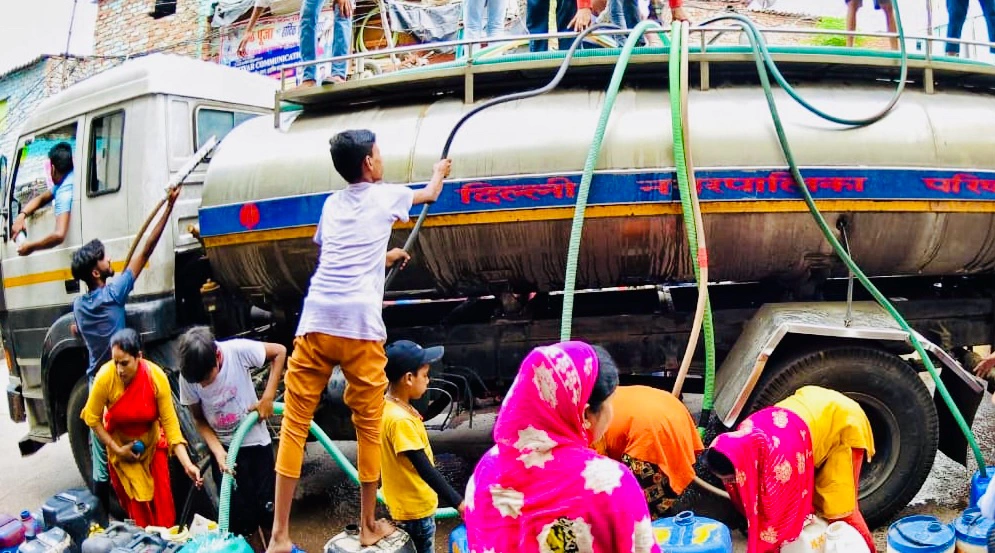 #livenews #breakingnews#latestnews #newsupdate #indianpolitics #hindikhabrein #hindisamachaar #aamawaztimes #AAP #BJP #congress #DelhiNews #aamawaz #indiannews #primeminister #supremecourt #delhihighcourt #onilnenews #indianmedia #media #delhi  #hindinews